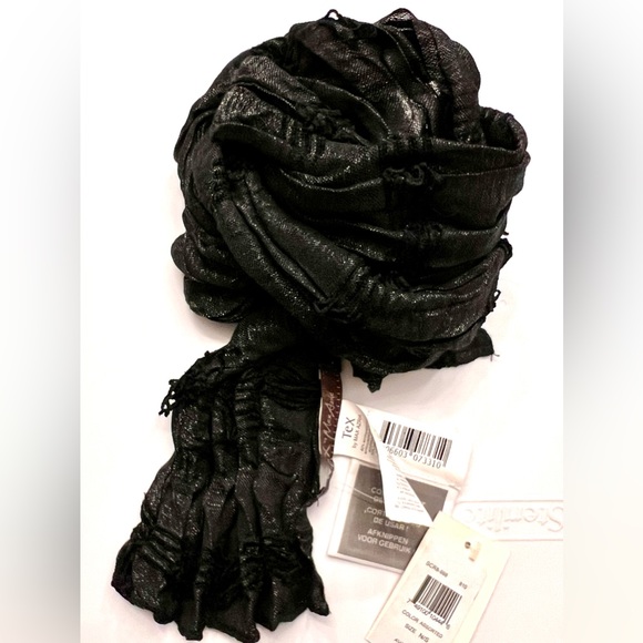 TEX by MAXAZRIA Black Scarf - Picture 3 of 4